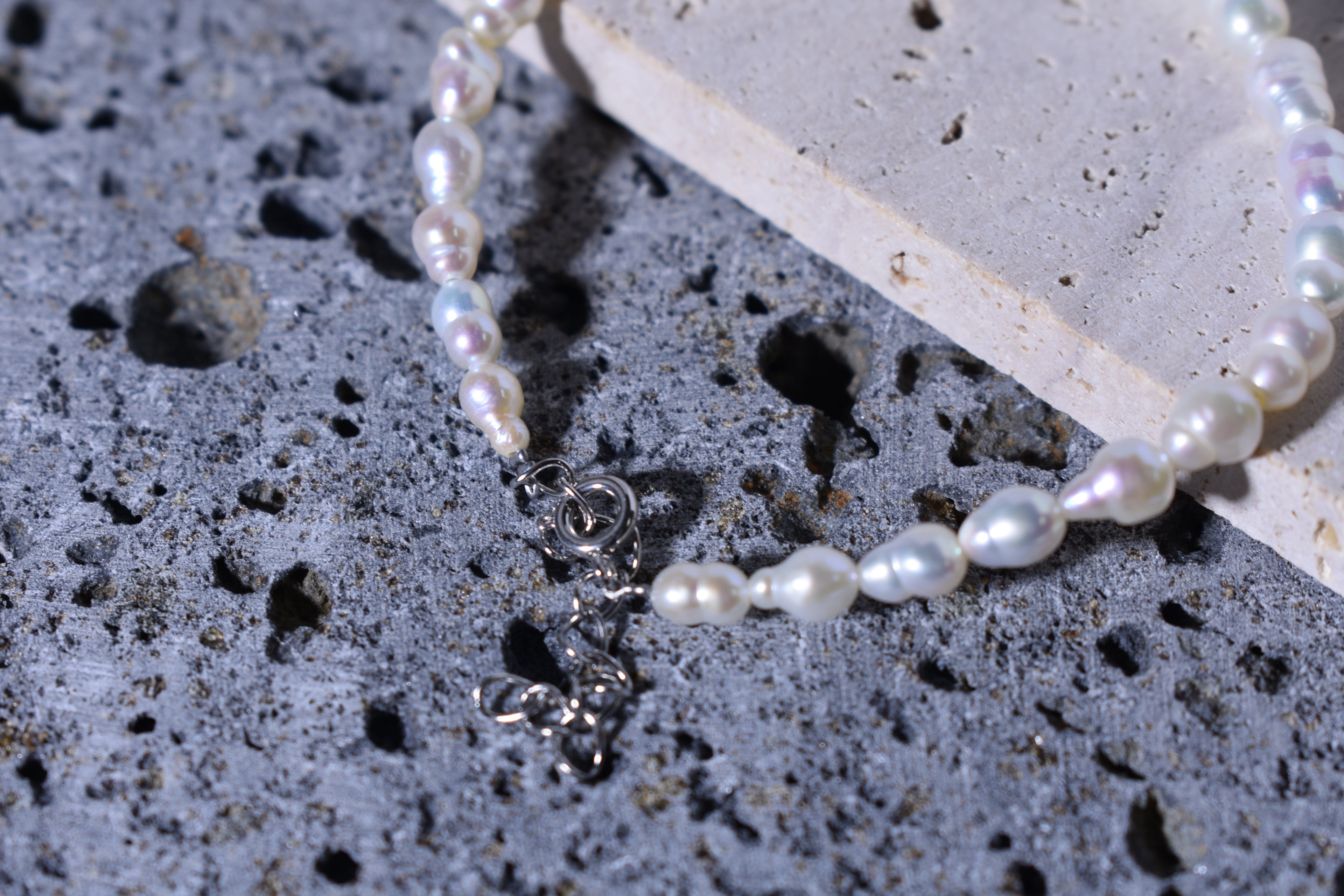 “Baroque Pearl Bracelet”