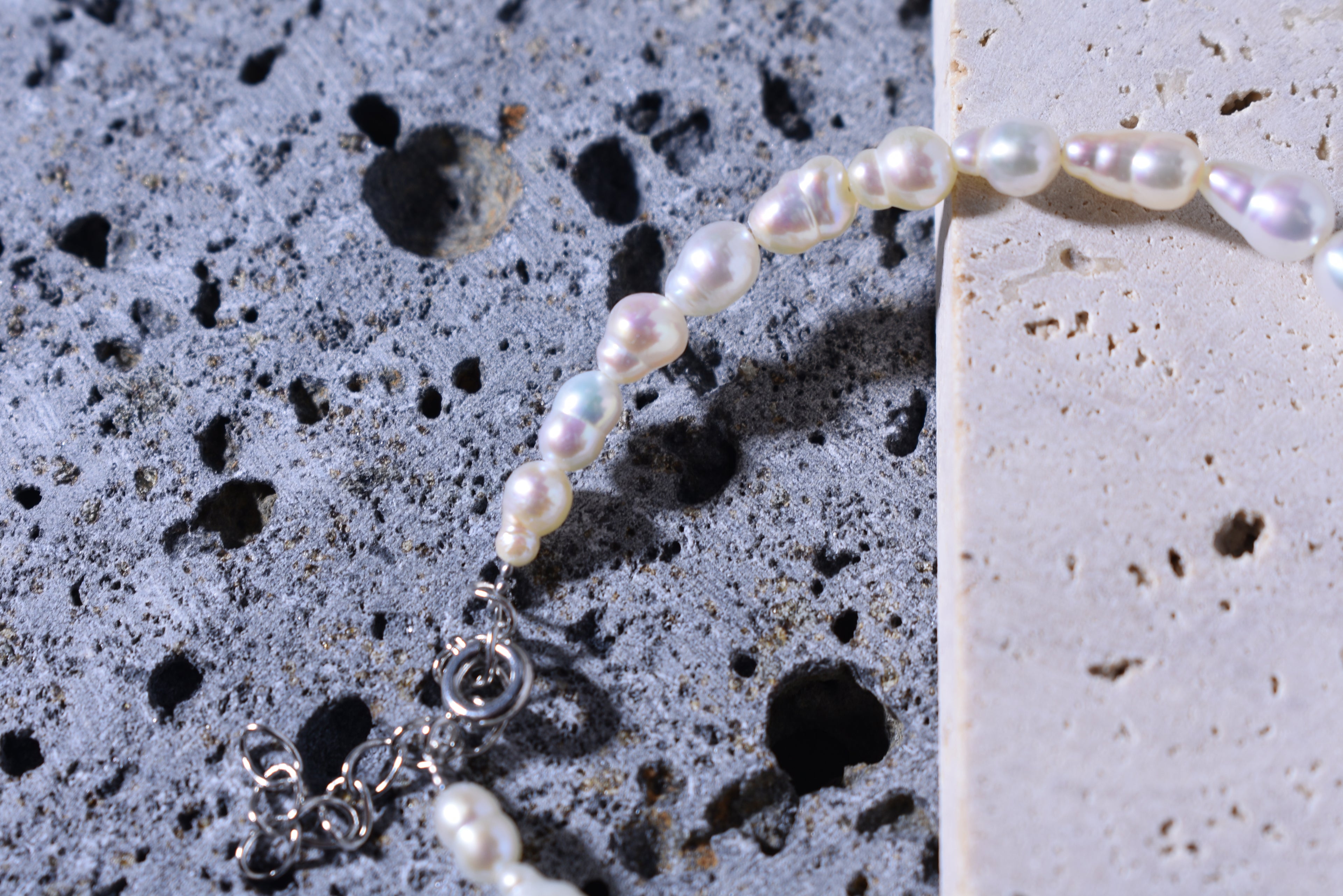 “Baroque Pearl Bracelet”