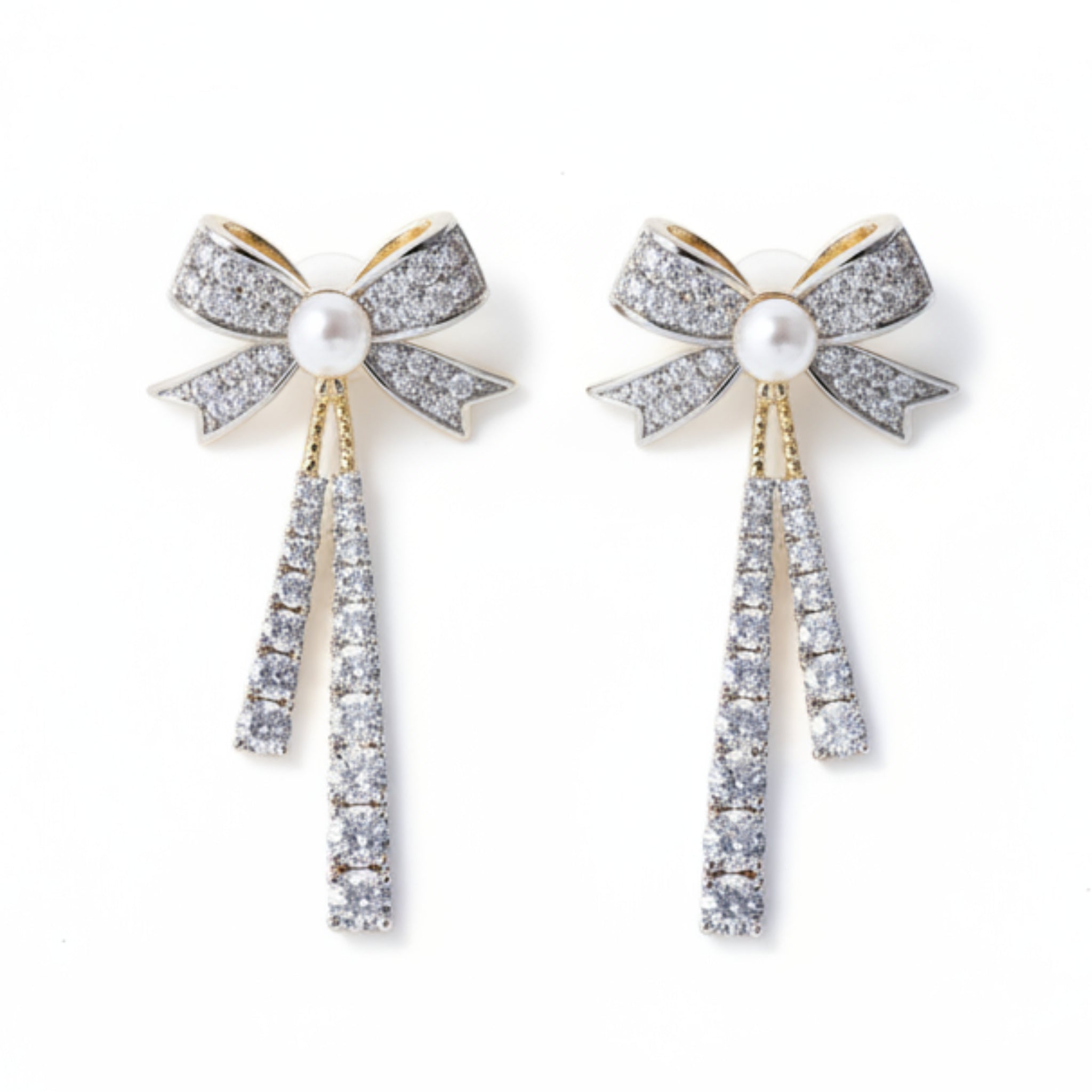 Zircon Butterfly Pearl Stud Earrings
